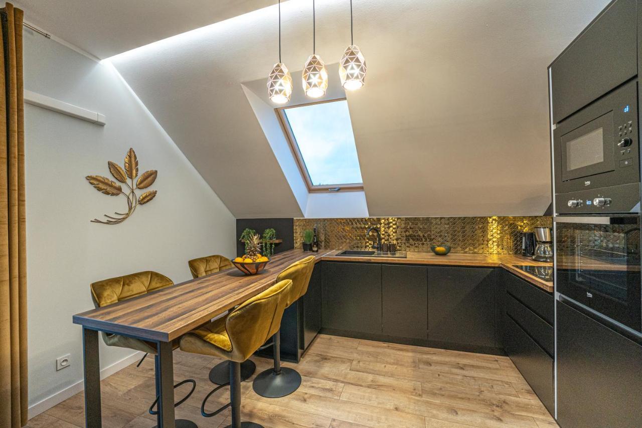 Apartament W Cieplicach Panorama Jelenia Góra Buitenkant foto