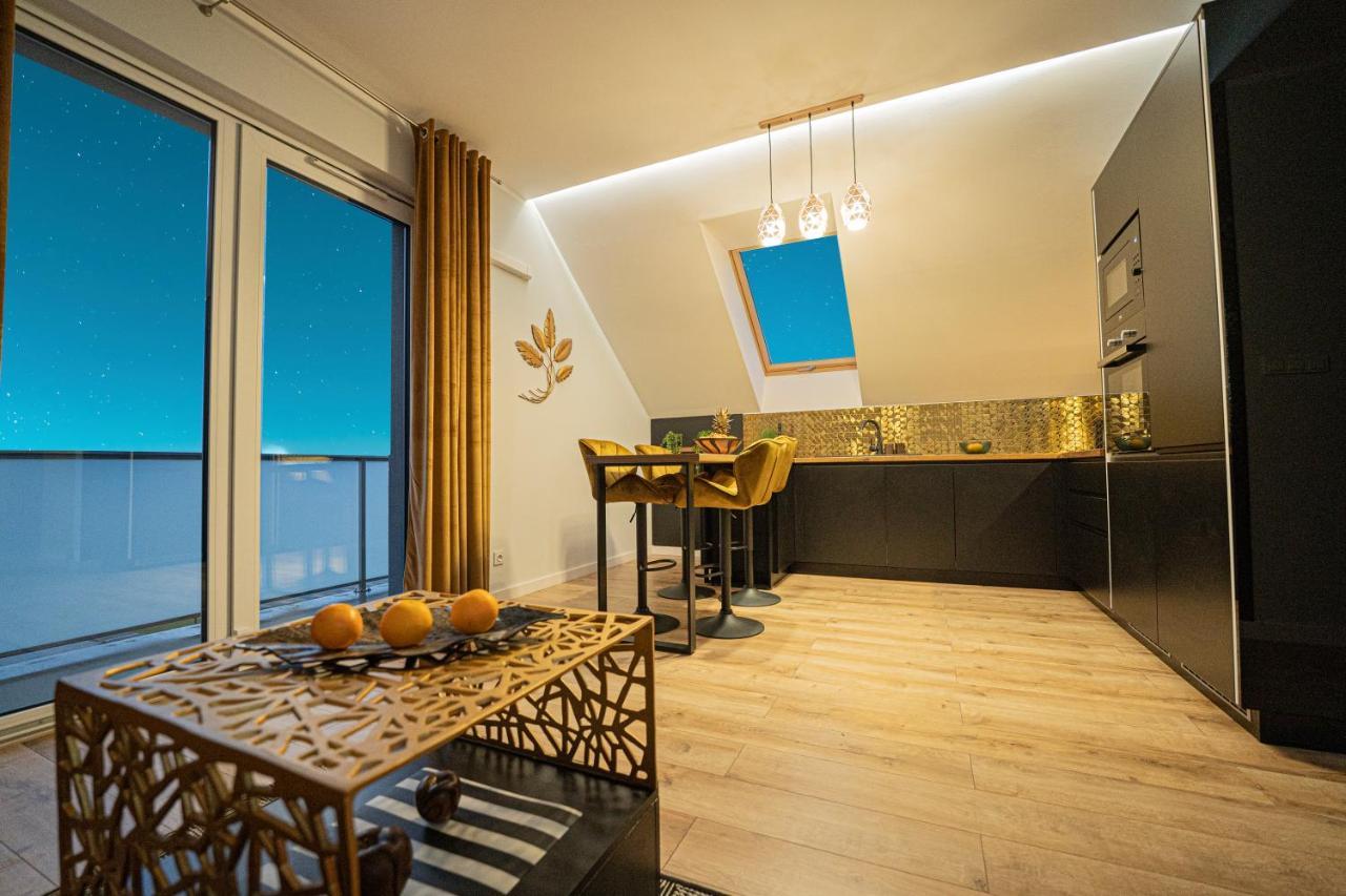 Apartament W Cieplicach Panorama Jelenia Góra Buitenkant foto